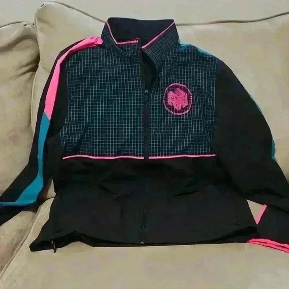 Under Armour Windbreaker - Picture 5 of 9